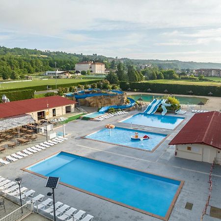 Camping Chateau De Galaure Chateauneuf-de-Galaure Exteriör bild